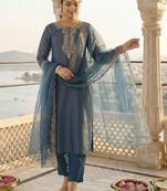 Women Ethnic Motifs Embroidered Liva Kurta with Trousers & With Dupatta