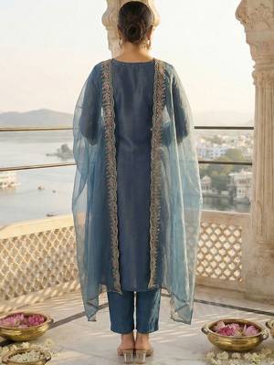 Women Ethnic Motifs Embroidered Liva Kurta with Trousers & With Dupatta 3