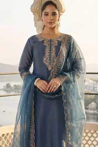 Women Ethnic Motifs Embroidered Liva Kurta with Trousers & With Dupatta