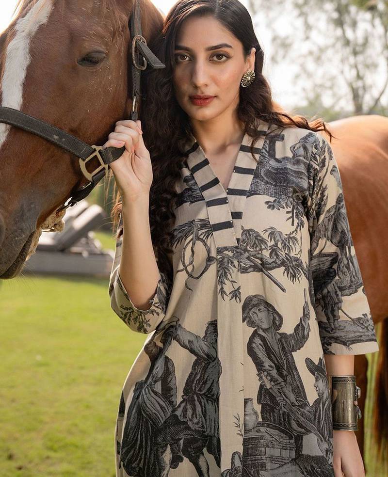 Tribal Printed V-Neck Linen Straight Kurta With Trouser