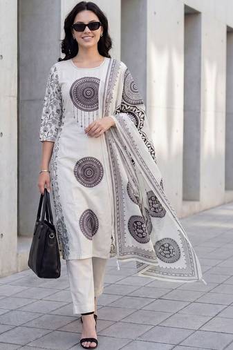 Women Ethnic Motifs Printed Cotton Kurta with Trousers & With Dupatta
