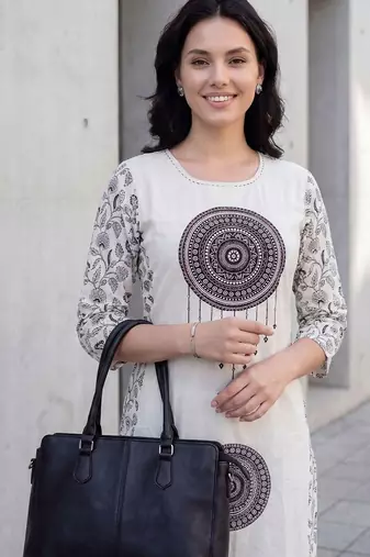 Women Ethnic Motifs Printed Cotton Kurta with Trousers & With Dupatta