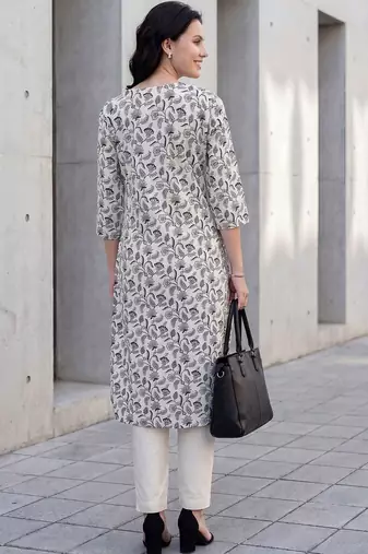 Women Ethnic Motifs Printed Cotton Kurta with Trousers & With Dupatta
