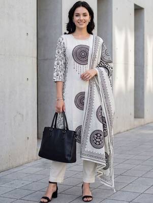 Women Ethnic Motifs Printed Cotton Kurta with Trousers & With Dupatta 6