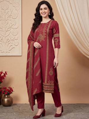 Women Ethnic Motifs Printed Cotton Kurta with Trousers & With Dupatta 1
