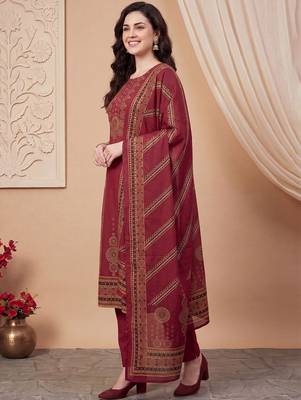 Women Ethnic Motifs Printed Cotton Kurta with Trousers & With Dupatta 4