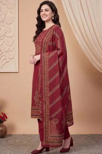 Women Ethnic Motifs Printed Cotton Kurta with Trousers & With Dupatta
