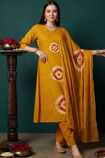 Women Bandhani Printed Cotton Kurta with Trousers & With Dupatta