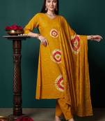 Women Bandhani Printed Cotton Kurta with Trousers & With Dupatta