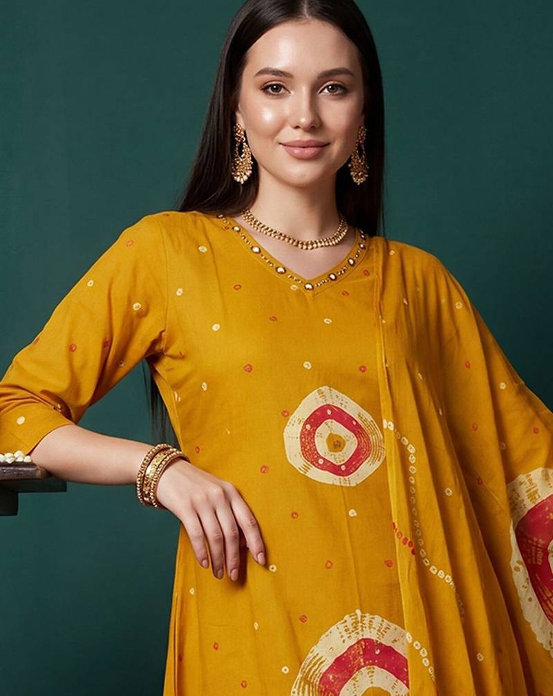 Women Bandhani Printed Cotton Kurta with Trousers & With Dupatta