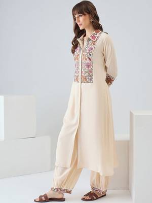 Women Floral Embroidered Thread Work Kurta with Patiala 1