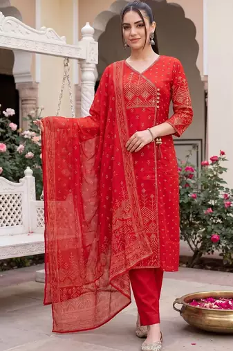 Women Ethnic Motifs Printed Cotton Kurta with Trousers & With Dupatta
