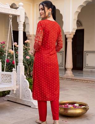 Women Ethnic Motifs Printed Cotton Kurta with Trousers & With Dupatta 4