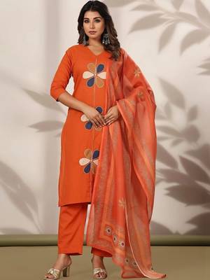 Women Floral Embroidered Patchwork Cotton Kurta with Trousers & With Dupatta 4