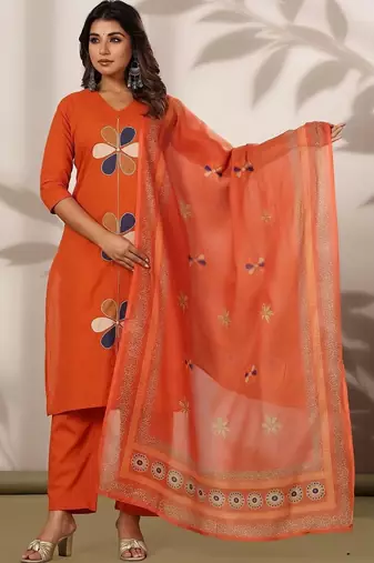Women Floral Embroidered Patchwork Cotton Kurta with Trousers & With Dupatta