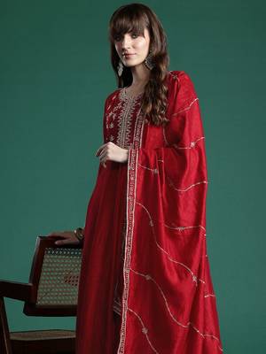 Ethnic Motifs Zari Embroidered Kurta With Trousers & Dupatta 1
