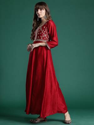 Ethnic Motifs Zari Embroidered Kurta With Trousers & Dupatta 6