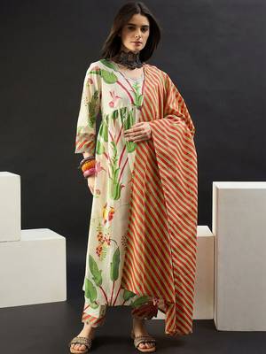 Women Floral Printed Empire Cotton Kurta with Trousers & With Dupatta 5