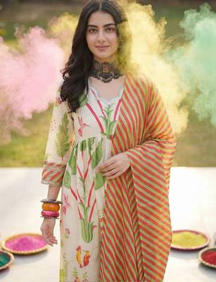 Women Floral Printed Empire Cotton Kurta with Trousers & With Dupatta 5