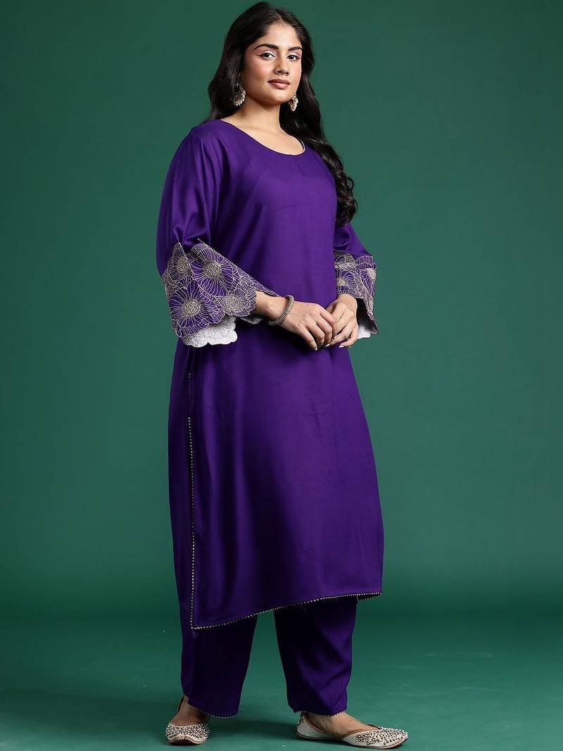 Plus Size Motifs Thread Work Kurta with Trousers