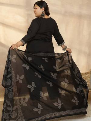 Plus Size Ethnic Motifs Kurta with Palazzos & With Dupatta 4