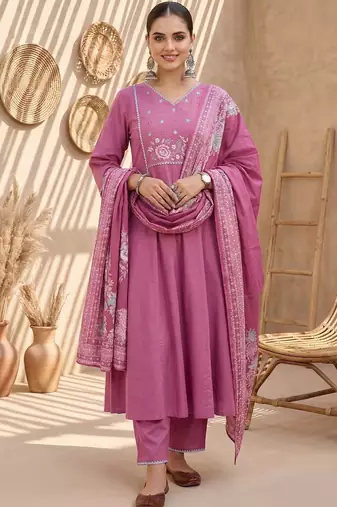 Women Floral Embroidered Thread Work Cotton Kurta with Trousers & With Dupatta