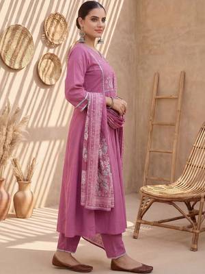 Women Floral Embroidered Thread Work Cotton Kurta with Trousers & With Dupatta 4