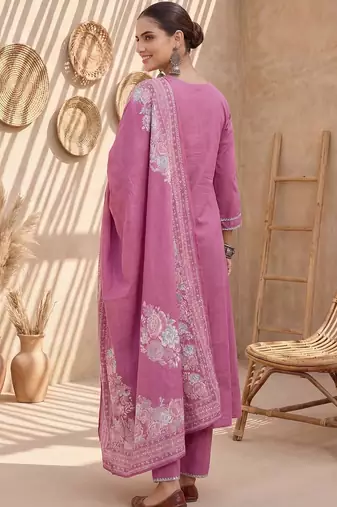 Women Floral Embroidered Thread Work Cotton Kurta with Trousers & With Dupatta