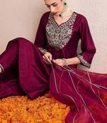 Women Floral Embroidered Pleated Thread Work Liva Kurta with Palazzos & With Dupatta