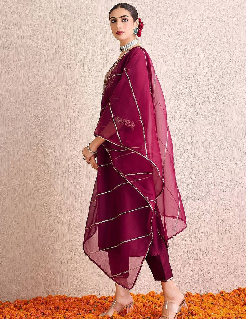 Women Floral Embroidered Pleated Thread Work Liva Kurta with Palazzos & With Dupatta