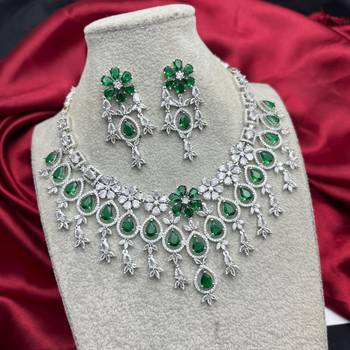 emerald green bridal necklace set  silver cz teardrop statement jewellery 3