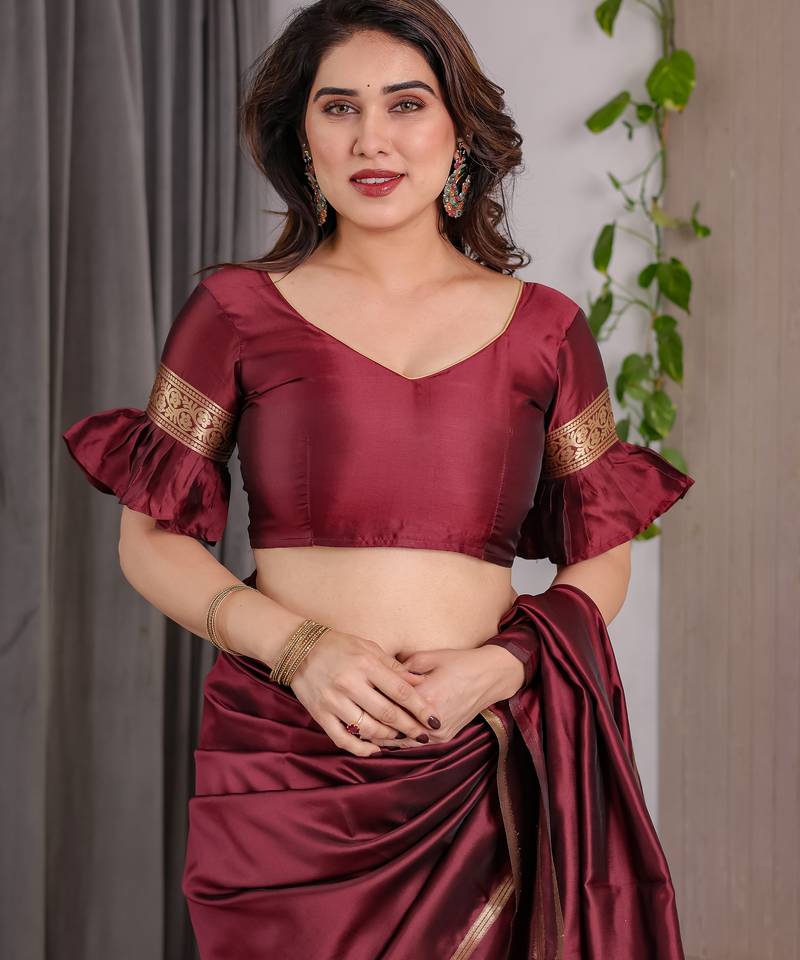 Maroon elegant zari woven banarasi silk sarees with attached blouse