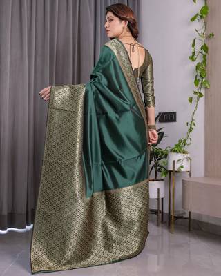 Green elegant zari woven banarasi silk sarees with attached blouse 3