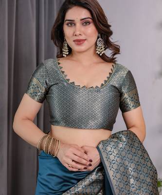 Rama elegant zari woven banarasi silk sarees with attached blouse 4