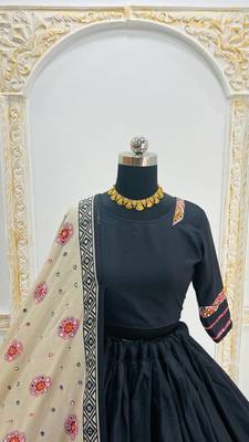 Black Digital Print Mirror Work Muslin Cotton Navratri Lehenga Choli 3