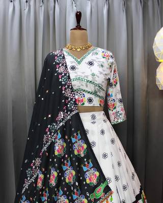 Off White Muslin Cotton Digital Print Mirror Work Navratri Lehenga Choli 3