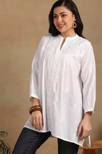 Women white floral embroidered chikankari pleats front slit kurtis
