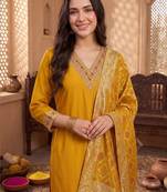 Women Ethnic Motifs Regular Gotta Patti Kurta with Trousers & With Dupatta
