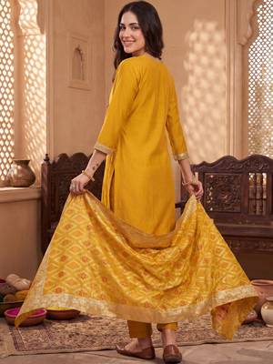 Women Ethnic Motifs Regular Gotta Patti Kurta with Trousers & With Dupatta 6