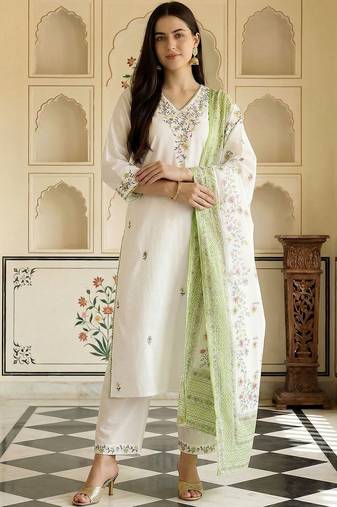 Women Floral Embroidered Thread Work Cotton Kurta with Trousers & With Dupatta