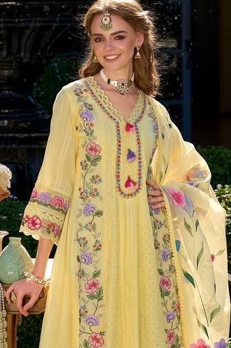 Women Floral Embroidered Cotton Kurta with Trousers & Dupatta