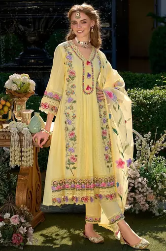 Women Floral Embroidered Cotton Kurta with Trousers & Dupatta