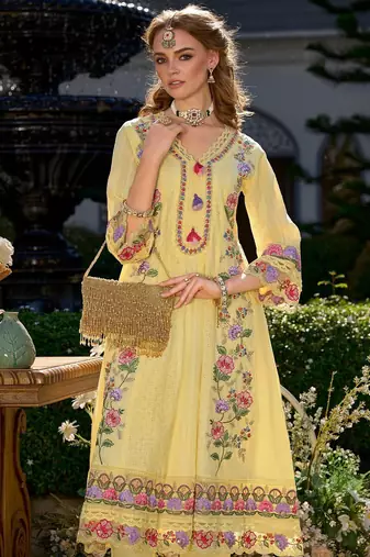Women Floral Embroidered Cotton Kurta with Trousers & Dupatta