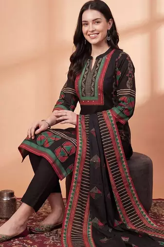 Women Ethnic Motifs Printed Cotton Kurta with Trousers & With Dupatta
