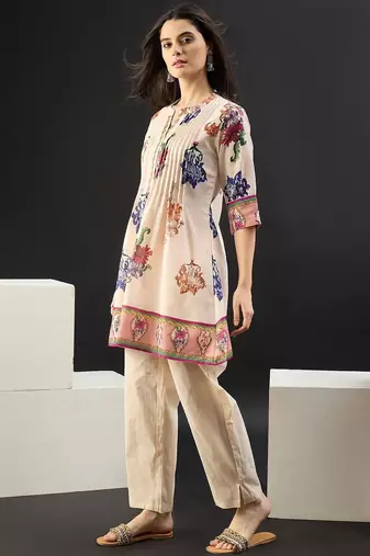Women Floral Printed Pleated Cotton Kurti with Trousers