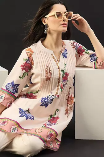 Women Floral Printed Pleated Cotton Kurti with Trousers