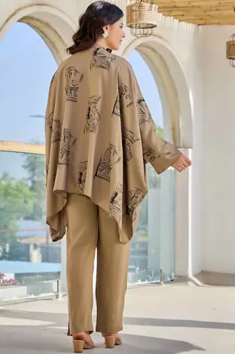 Women Ethnic Motifs Printed Band Collar Kaftan Kurta With Trouser