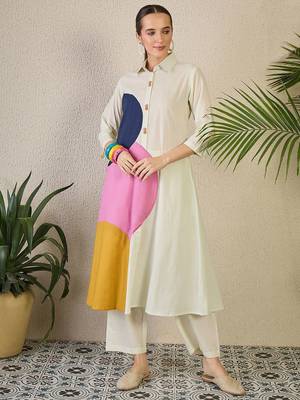 Women Geometric Printed Cotton Kurta with Trousers 1