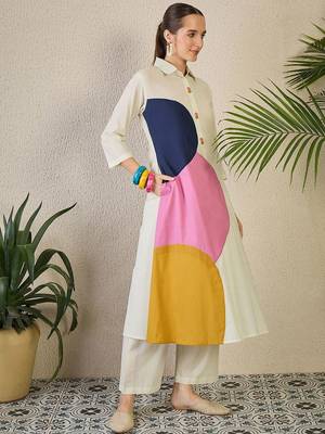 Women Geometric Printed Cotton Kurta with Trousers 3