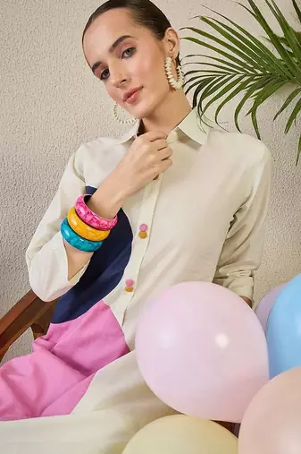 Women Geometric Printed Cotton Kurta with Trousers